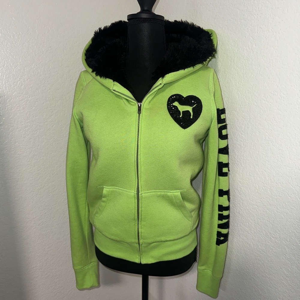 ⚠️SOLDDD⚠️Victoria's Secret Lime Green Hoodie with Black Fur